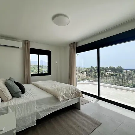 בית נופש Casa Barra - 3 Bedroom With Private Pool - Lual *
